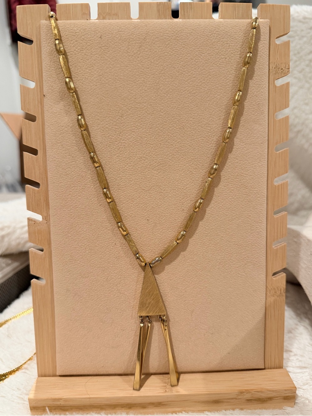 Vintage Gold Tone Geometric Pendant Necklace